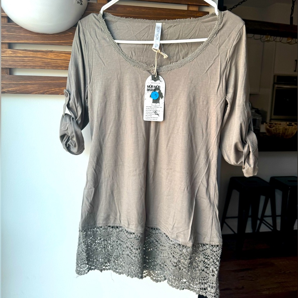 Murmur lace trim 3/4 sleeve top dusty olive medium nwt
